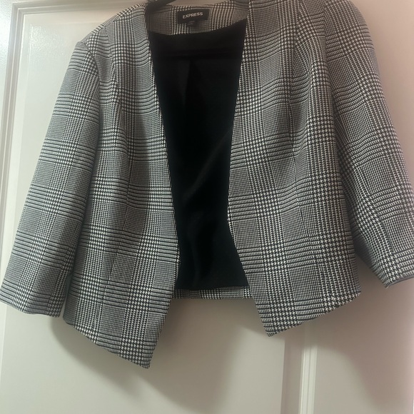 Express Jackets & Blazers - Express Women's Classic Black and White Checkered Blazer
